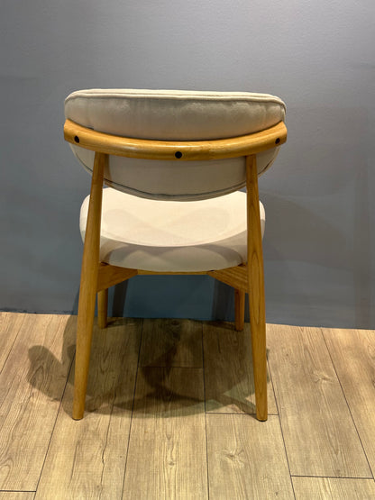 Zola Chair