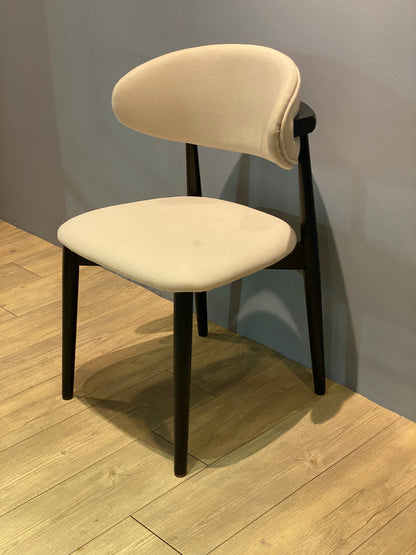 Zola Chair